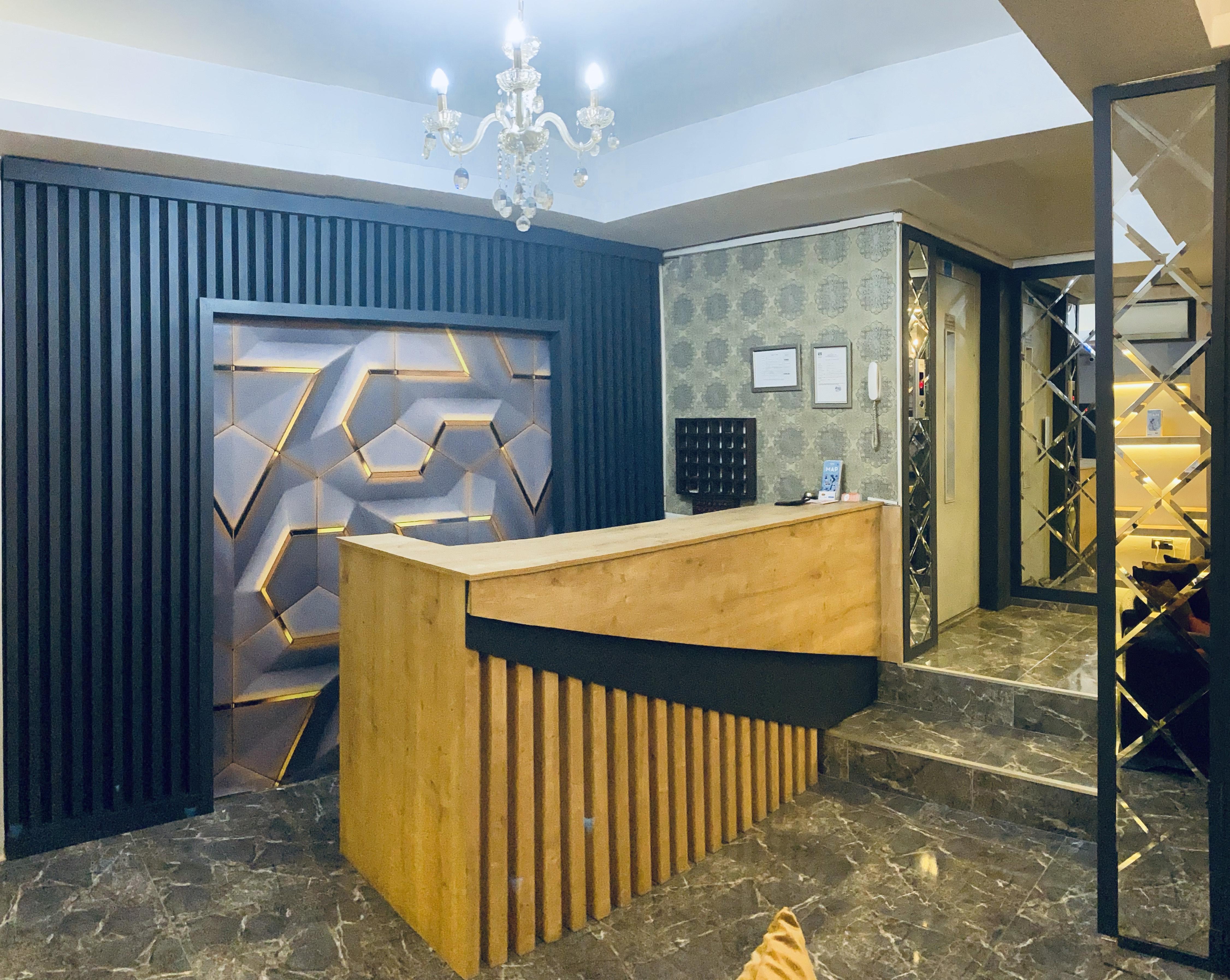 Otel Orange Airport 3*