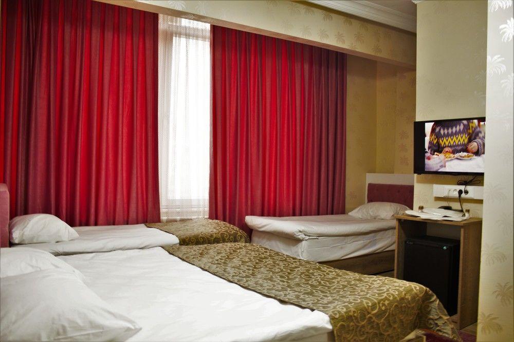 Otel Orange Airport 3*