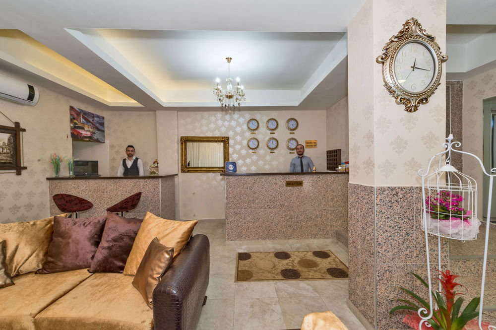 Otel Orange Airport 3*